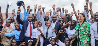 apres-avoir-construit-des-routes-et-des-ponts-ouattara-veut-construire-un-nouveau-type-divoirien