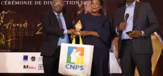 awards-de-la-presse-numerique-de-cote-divoire-trace-corporate-remporte-le-super-prix-fatou-yatabare