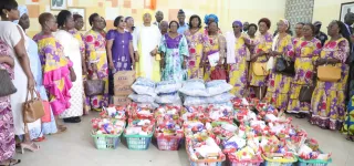 solidarite-mme-vagondo-vole-au-secours-de-118-veuves