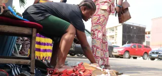 reportage-yopougon-location-dhabits-a-la-decouverte-dun-nouveau-business-qui-fait-vivre-des-familles