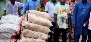 ramadan-et-paques-2023-amadou-kone-sur-les-traces-de-agc-fait-un-important-don-a-la-communaute-senoufo-de-divo