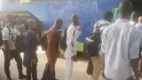 guerre au soudan les premiers migrants ivoiriens en route pour abidjan