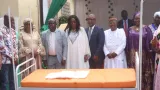 bangui 100 lits medicaux offerts a la fondation cri de coeur dune mere de bangui