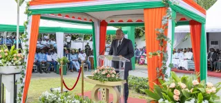 fete-du-travail-2023-le-premier-ministre-patrick-achi-invite-les-travailleurs-a-poursuivre-les-efforts-de-construction-dune-cote-divoire-solidaire