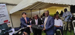 enseignement-superieur-la-coree-du-sud-fait-dimportants-dons-de-materiels-scientifiques-a-lupm