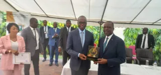 prix-national-dexcellence-2022-le-ministere-des-transports-remporte-le-2e-prix-de-la-promotion-de-la-bonne-gouvernance