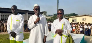 cote-divoire-education-national-dr-albert-djama-recompense-les-meilleurs-eleves-dagboville-lors-des-examens-blancs