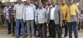 crise-a-la-mupemenet-ci-des-enseignants-manifestent-devant-le-siege-de-lairms-et-appellent-au-dialogue