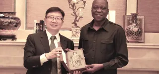 mobilite-urbaine-en-cote-divoire-amadou-kone-sinspire-du-modele-chinois