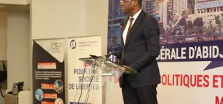 cote-divoire-liberalisme-et-democratie-en-afrique-les-enjeux-discutes-a-luniversite-liberale-dabidjan