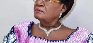 togo-deces-de-la-doyenne-des-nana-benz-ces-femmes-qui-regnaient-sur-le-commerce-du-wax