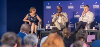 rencontres-economiques-daix-en-provence-alain-richard-donwahi-met-en-avant-les-reussites-de-la-grande-muraille-verte