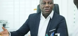 sory-diabate-delegue-fifa-aux-ixe-jeux-de-la-francophonie-pourquoi-certains-pays-ne-sont-pas-venus-dans-cet-entretien-quil-a-bien-voulu-nous-accorder-le-delegue-fifa-pour-les-jeux-de-la-francophonie-sory-diabate-est-revenu-sur-le-desistement