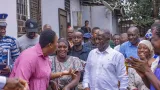 yopougon visites surprises dans des menages adama bictogo seme le bonheur de plusieurs familles de la commune