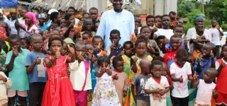 alpha-sanogo-concretise-le-reve-de-tiassale-cinq-forages-hydrauliques-et-une-cantine-scolaire-inaugures