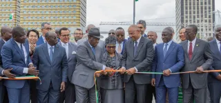 inauguration-du-5e-pont-alassane-ouattara-donne-une-nouvelle-identite-visuelle-a-abidjan