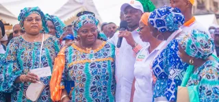 yopougon-programme-communal-adama-bictogo-conquiert-les-quartiers-de-wassakara-lokoua-et-ananeraie