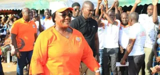 region-du-cavally-des-militants-du-ppa-ci-et-pdci-rda-choisissent-de-soutenir-anne-ouloto