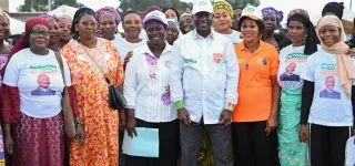 yopougon-offre-communale-adama-bictogo-annonce-10-mille-compteurs-deau-pour-les-familles