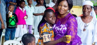 oeuvres-sociales-la-fondation-victorine-zadi-au-secours-des-eleves-orphelins