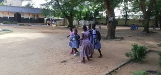 reportage-rentree-scolaire-2023-2024-a-yopougon-ce-nest-pas-la-grande-affluence