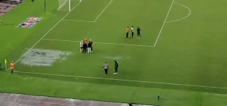 cote-divoire-mali-la-pluie-montre-les-limites-du-stade-alassane-ouattara-debimpe