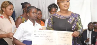 rentree-scolaire-2023-2024-letat-offre-218-prises-en-charge-aux-enfants-des-victimes-des-crises-politiques