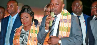 cote-divoire-celebration-du-lexcellence-degboue-yao-euloge-distingue-par-life-builders