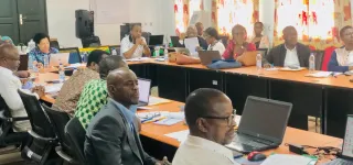 sante-les-acteurs-reflechissent-sur-le-systeme-dalerte-et-de-riposte-contre-les-bacteries-ultraresistance