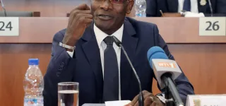 fonctionnement-du-district-autonome-financement-des-partis-politiques-les-deputes-adoptent-de-nouvelles-dispositions-apres-quatre-heures-de-debat