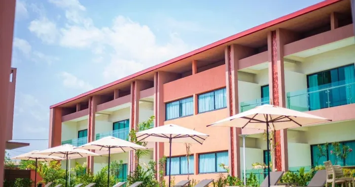 can-2023-infrastructures-hotelieres-le-mali-negocie-avec-un-hotel-a-korhogo