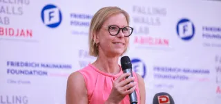 interview-lutte-contre-les-violences-electorales-le-djihadisme-limmigration-irreguliere-alexandra-heldt-directrice-afrique-de-louest-de-la-fondation-friedrich-naumann-notre-priorite-pour-la-sous-region-cest-la-jeunesse