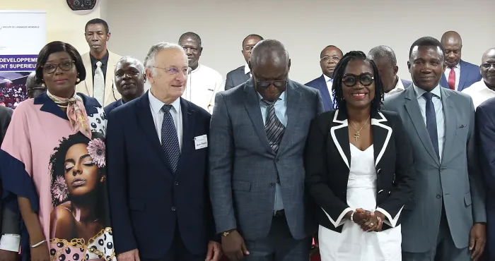 universites-ivoiriennes-renforcement-des-competences-en-management-des-dirigeants