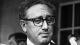 decede a 100 ans henry kissinger diplomate du siecle et figure controversee