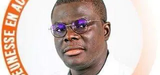 assemblee-generale-des-jeunes-du-rhdp-philippe-kragbe-felicite-mamadou-kone-pour-sa-brillante-victoire-et-sengage-a-travailler-a-ses-cotes