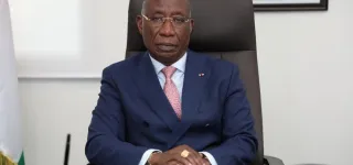 bourses-detudes-payantes-pour-le-canada-le-ministere-des-affaires-etrangeres-appelle-a-la-vigilance