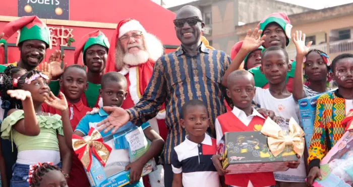 noel-a-yopougon-bictogo-offre-un-noel-de-reve-aux-enfants-de-yopougon