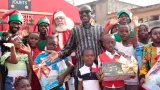 noel a yopougon bictogo offre un noel de reve aux enfants de yopougon