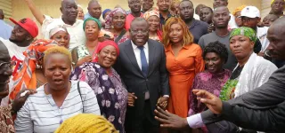 nomme-ministre-gouverneur-du-district-dabidjan-cisse-bacongo-felicite-par-les-populations-de-koumassi