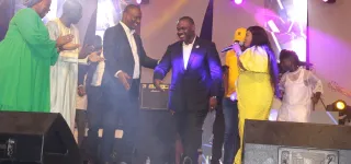 haut-sassandra-nouvel-an-mamadou-toure-offre-un-reveillon-feerique-aux-populations