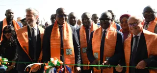 inauguration-de-lagora-de-yopougon-le-ministre-metch-invite-les-ivoiriens-a-se-mobiliser-derriere-les-elephants