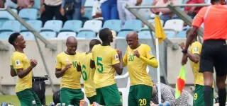 poule-e-le-mali-et-lafrique-ouvrent-les-hostilites