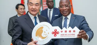 can-2023-la-chine-fait-don-a-la-cote-divoire-de-6-bus-de-derniere-generation