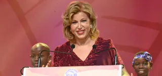 diner-de-gala-de-la-fondation-children-of-africa-dominique-ouattara-mobilise-des-fonds-pour-les-enfants-malades-du-coeur