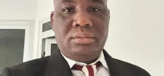 sporting-club-de-gagnoa-membre-du-comite-executif-kore-alex-claque-la-porte