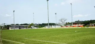 football-renovation-du-cntf-le-clairefontaine-ivoirien-visite-par-des-experts-de-la-fifa