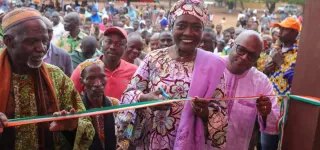 education-nationale-une-ecole-primaire-et-une-maternelle-offertes-au-groupe-scolaire-ibrahim-kone-de-boundiali-par-mariatou-kone