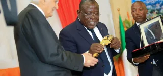 cooperation-en-visite-officielle-a-abidjan-sergio-mattarella-a-recu-la-cle-de-la-ville