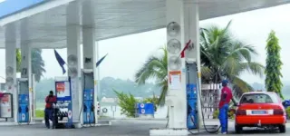 cote-divoire-le-litre-de-lessence-sans-plomb-et-du-gasoil-pour-le-mois-daout-maintenu-a-615-f-cfa