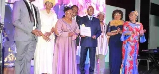 distinction-le-leadership-africain-en-sante-prime-a-yaounde-en-novembre